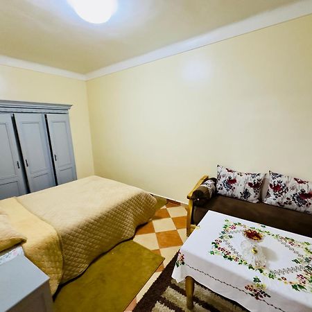 Apartment With 2 Bedrooms เอสเซาอิรา ภายนอก รูปภาพ